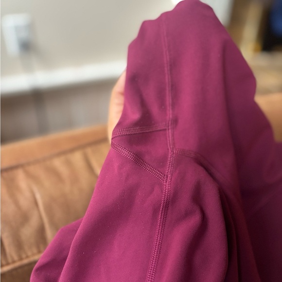 LULULEMON | wunder under high rise tight 28 inch | size 12 - Picture 5 of 6